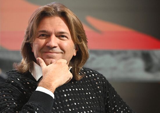RUSSIA EXPO. Dmitry Malikov podcast and show press brunch