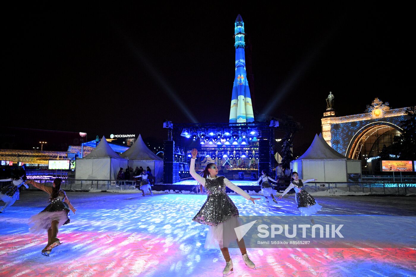 Russia Ice Rink opens at VDNKh