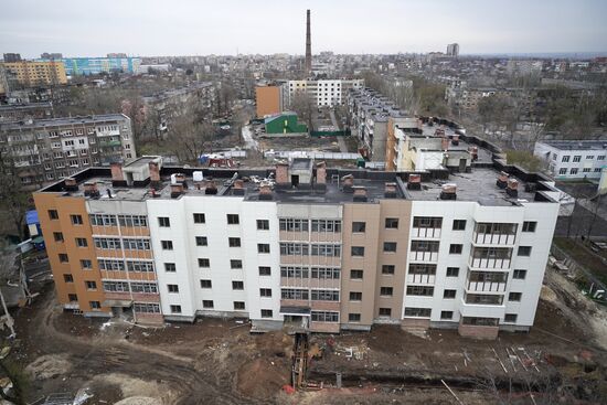 Russia DPR Construction