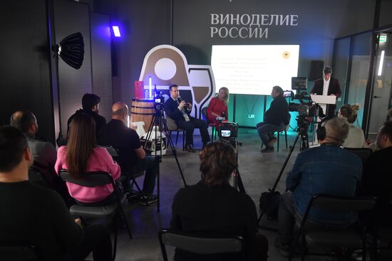 RUSSIA EXPO. Foresight session, Russian Winemaking in the Offing: Visionaries' Outlook