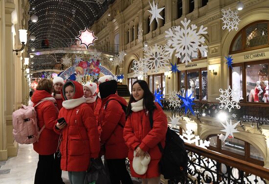 Russia New Year Season Preparations