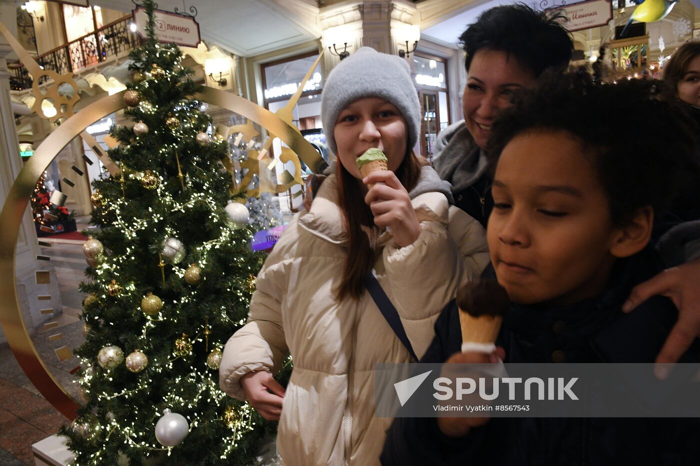 Russia New Year Season Preparations