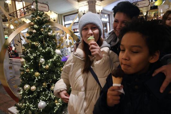 Russia New Year Season Preparations