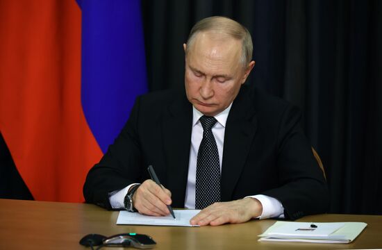 Russia Putin World Russian People's Council