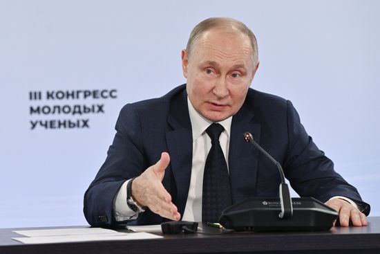 Russian President Vladimir Putin attends a meeting with participants of the 3rd Young Scientists Congress at the Sirius Park of Science and Art in Krasnodar region, Russia. Location: Russia, Federal territory 'Sirius'. Author: Kirill Zykov. Russia Putin Young Scientists Congress
