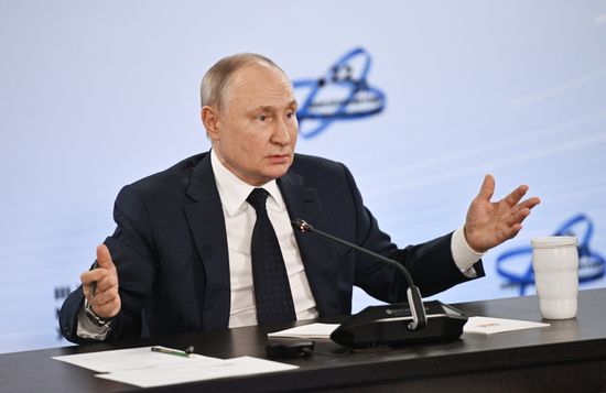 Russian President Vladimir Putin attends a meeting with participants of the 3rd Young Scientists Congress at the Sirius Park of Science and Art in Krasnodar region, Russia. Location: Russia, Federal territory 'Sirius'. Author: Kirill Zykov. Russia Putin Young Scientists Congress