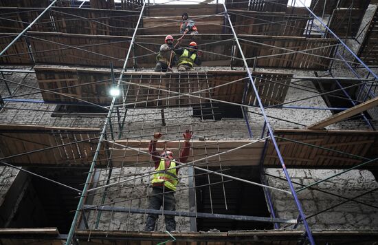 Russia DPR Construction