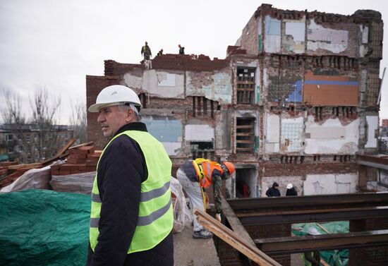 Russia DPR Construction