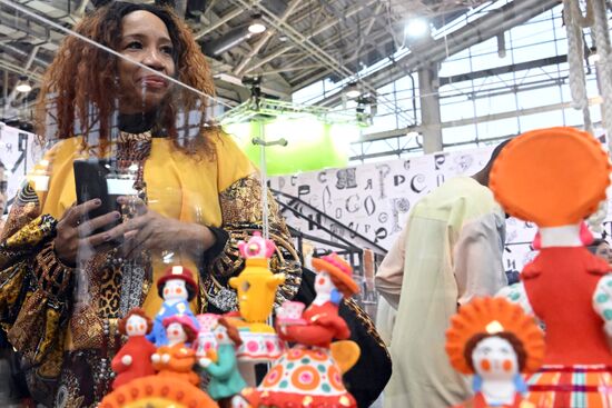 RUSSIA EXPO. Tour for BRICS+ Fashion Summit participants