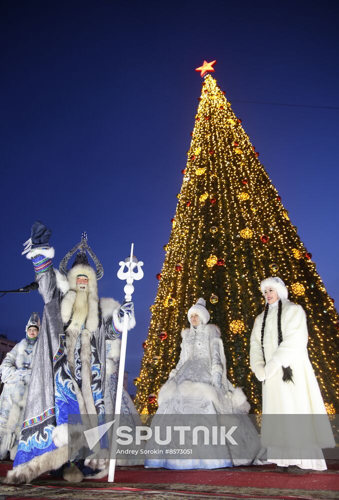Russia New Year Season Preparations