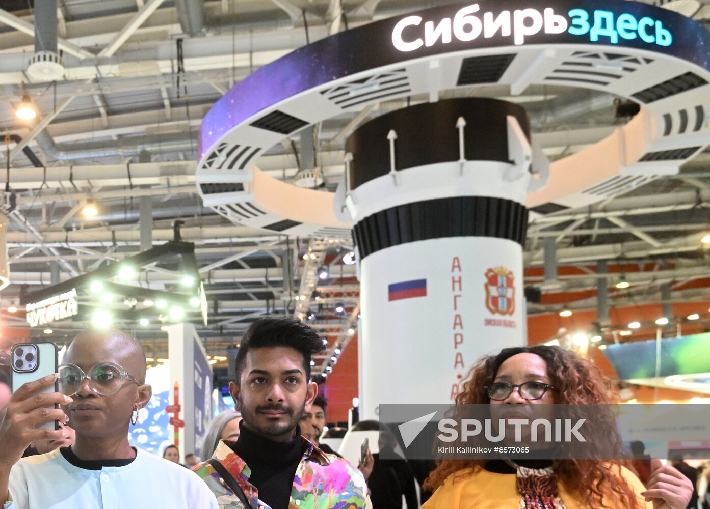 RUSSIA EXPO. Tour for BRICS+ Fashion Summit participants