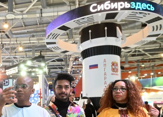 RUSSIA EXPO. Tour for BRICS+ Fashion Summit participants