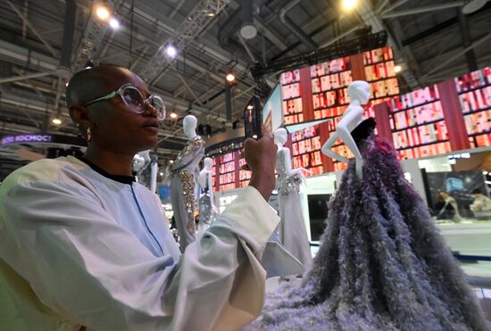 RUSSIA EXPO. Tour for BRICS+ Fashion Summit participants