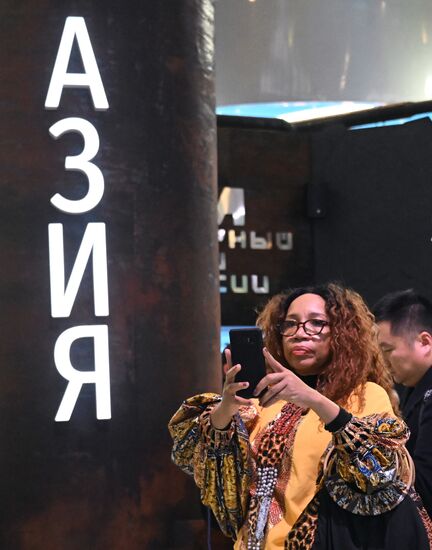 RUSSIA EXPO. Tour for BRICS+ Fashion Summit participants