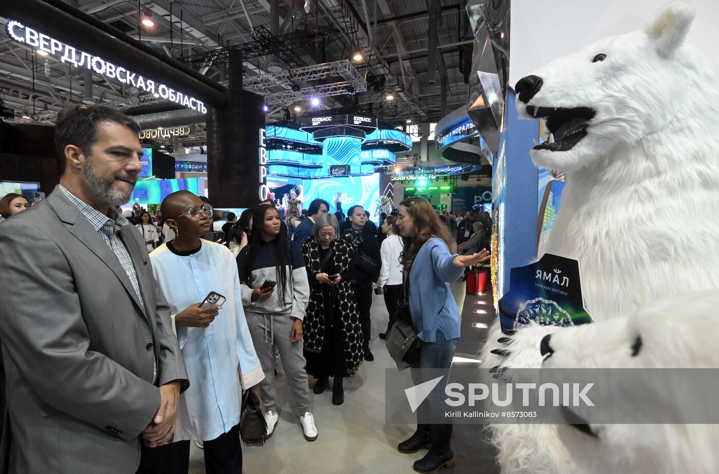 RUSSIA EXPO. Tour for BRICS+ Fashion Summit participants