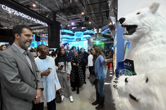 RUSSIA EXPO. Tour for BRICS+ Fashion Summit participants