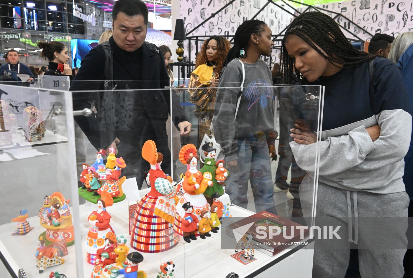 RUSSIA EXPO. Tour for BRICS+ Fashion Summit participants