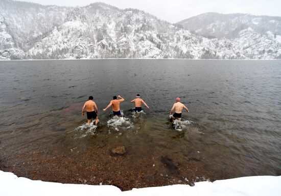 Russia Winter Swimming