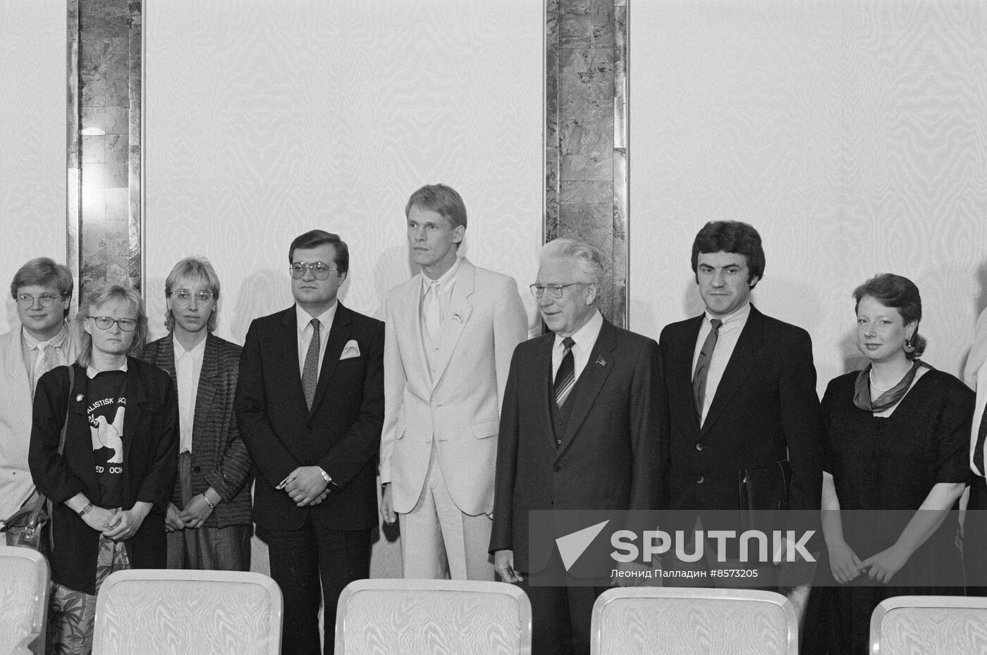 Finnish delegation visits USSR