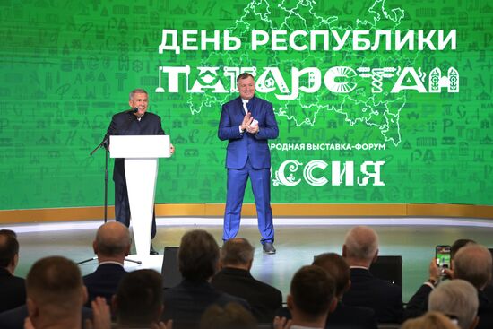 The International RUSSIA EXPO forum and exhibition. The opening of Day of the Region - the presentation of the Republic of Tatarstan at Pavilion 75. From left: Rustam Minnikhanov, Head of the Republic of Tatarstan; Marat Khusnullin, Russian Deputy Prime Minister. Location: Russia, Moscow. Author: Evgeny Biyatov/Sputnik. RUSSIA EXPO. Day of the Region - Republic of Tatarstan