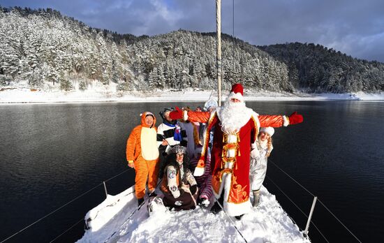 Russia New Year Preparations