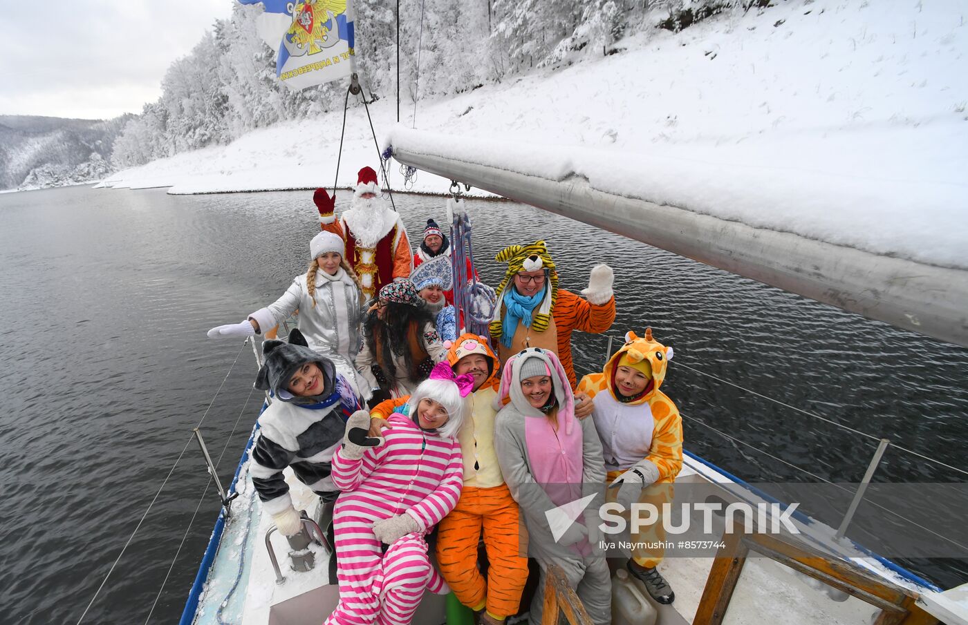 Russia New Year Preparations