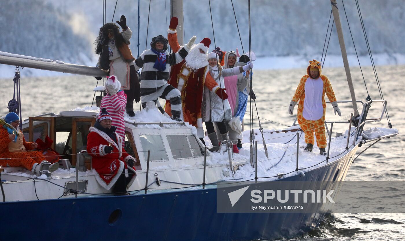 Russia New Year Preparations