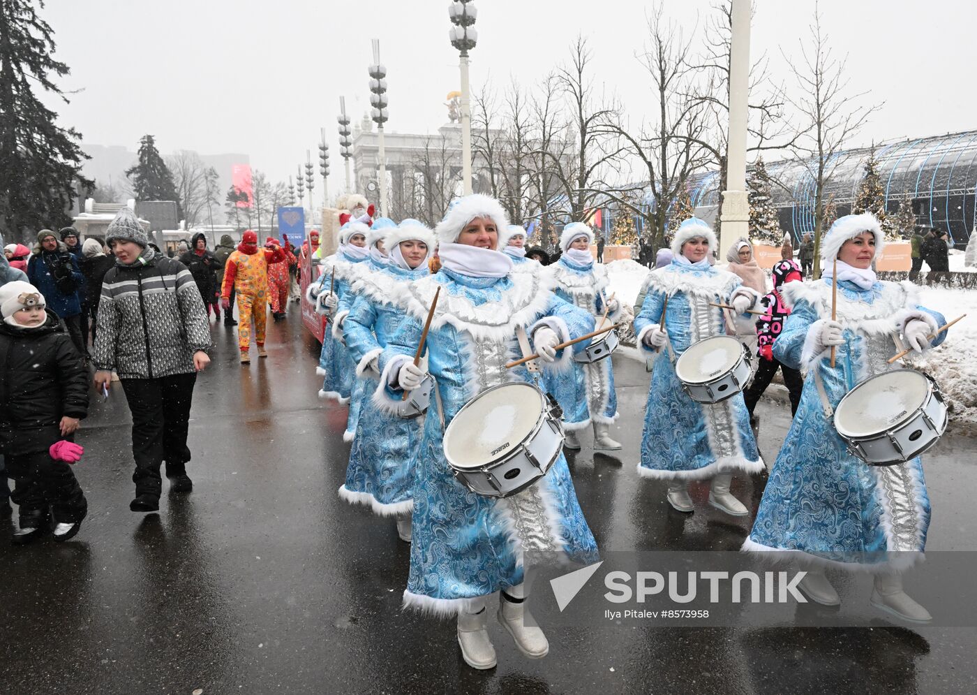 RUSSIA EXPO. Snow Maiden parade