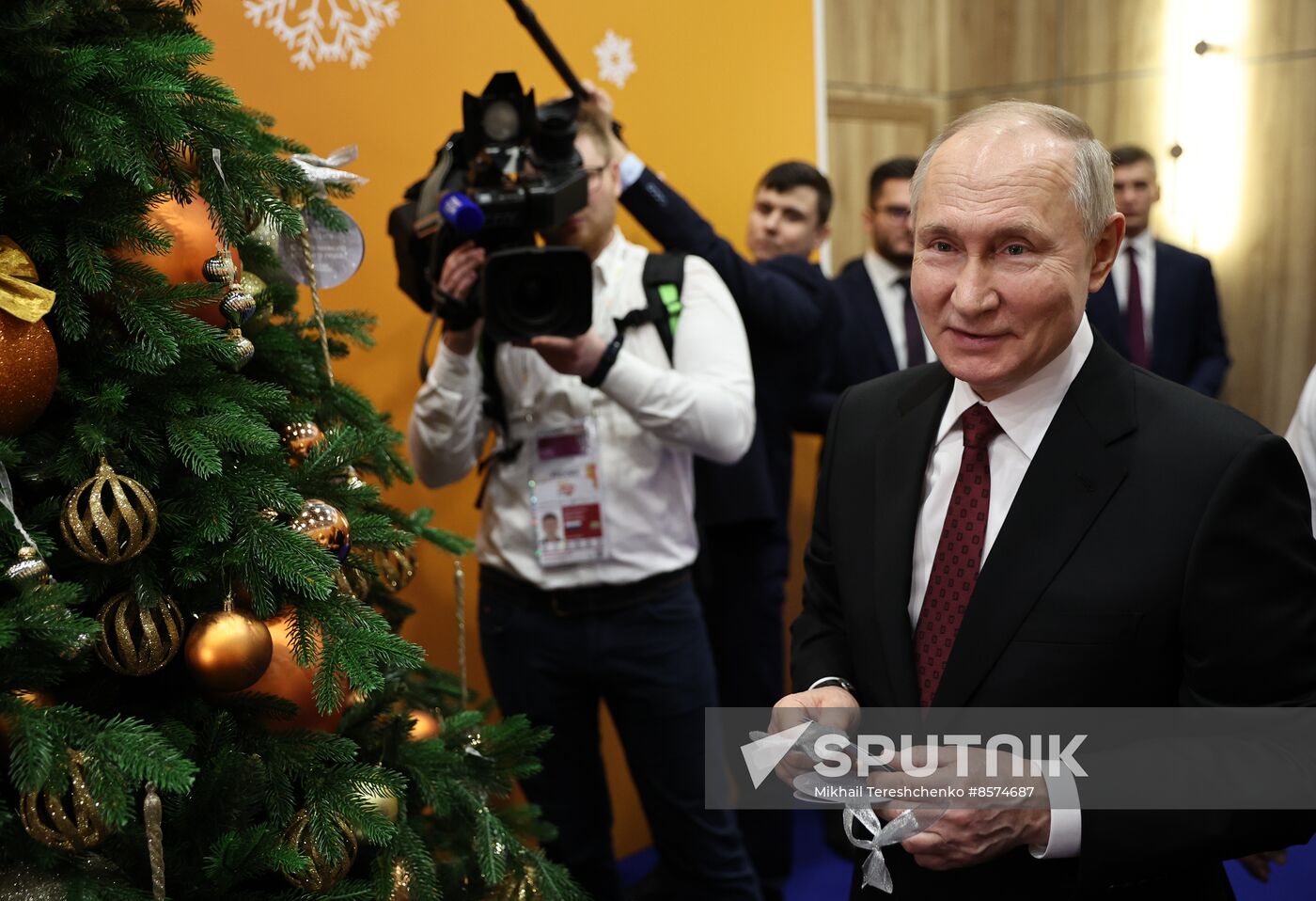 President Vladimir Putin takes part in Christmas Tree of Wishes charity campaign