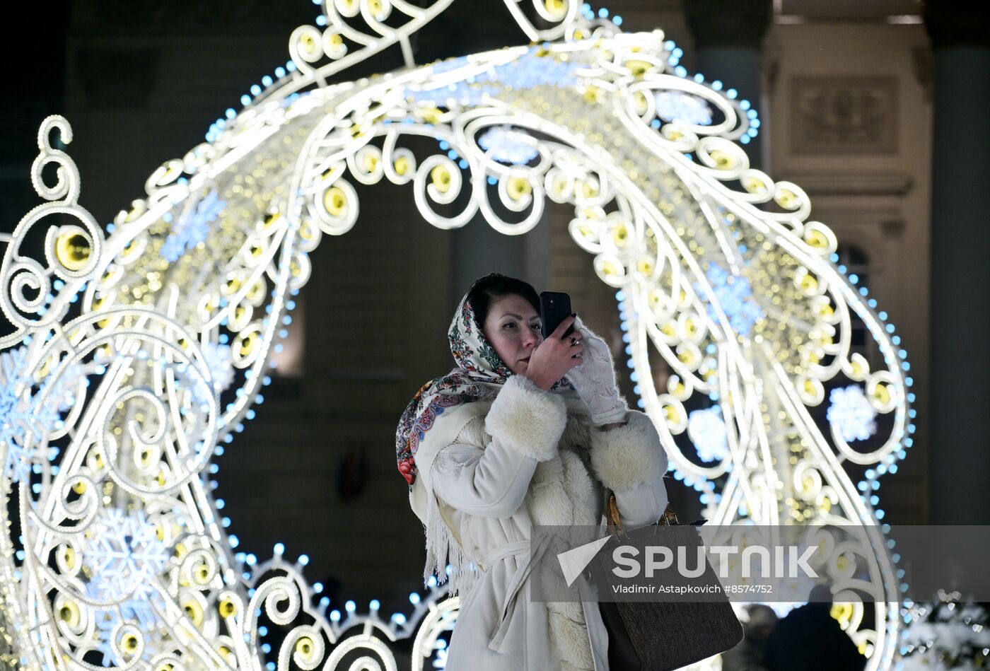 Russia New Year Preparations