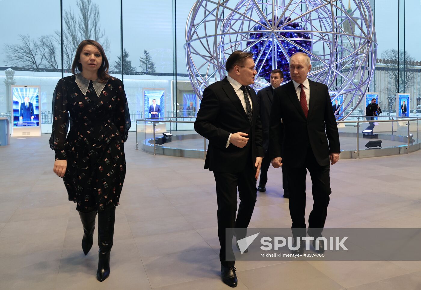 President Vladimir Putin visits RUSSIA EXPO