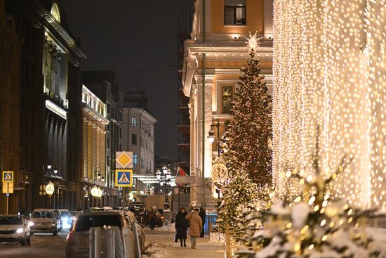 Russia New Year Preparations