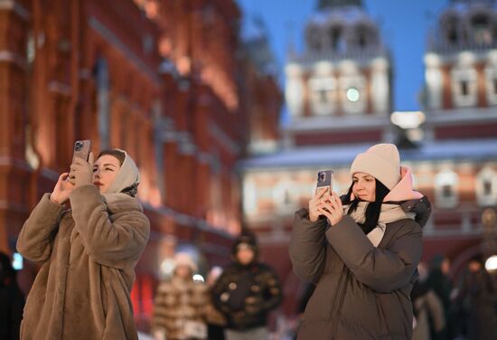 Russia New Year Preparations