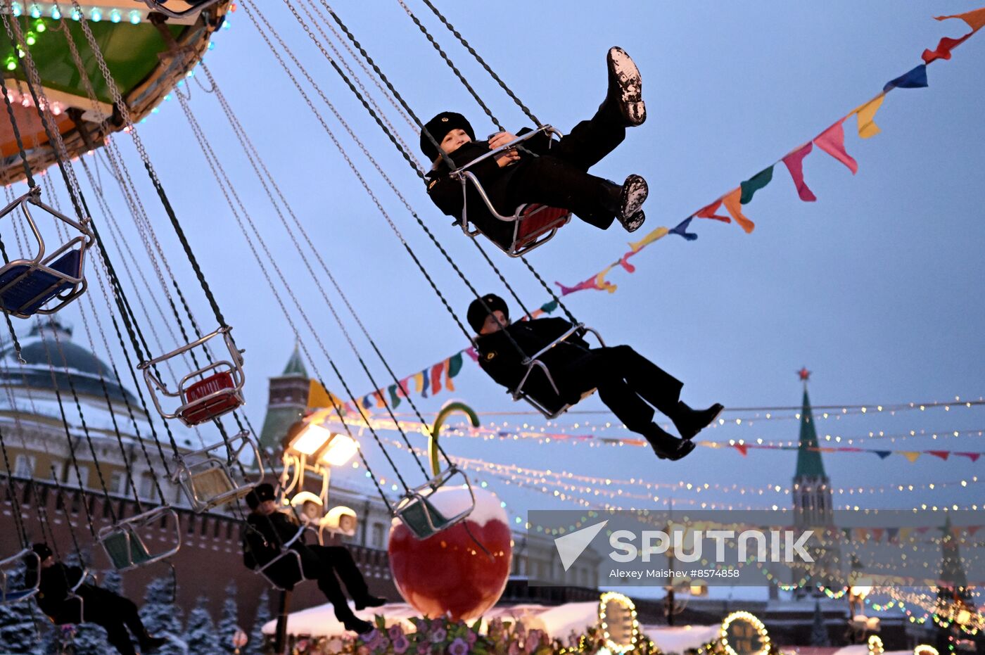 Russia New Year Preparations