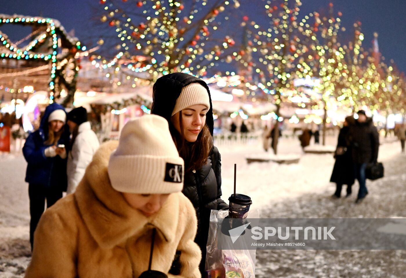 Russia New Year Preparations