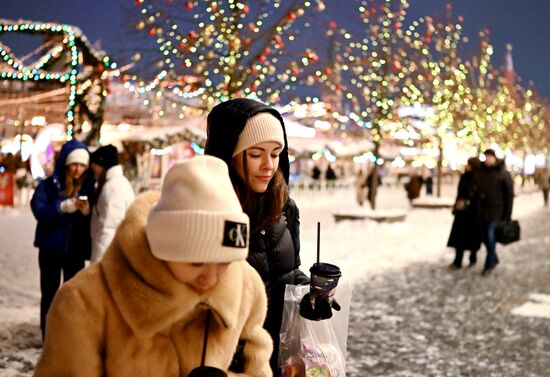 Russia New Year Preparations