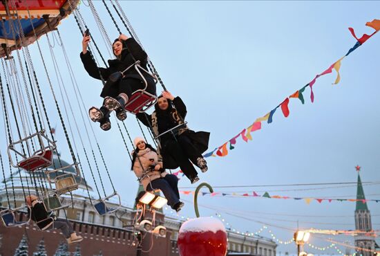 Russia New Year Preparations