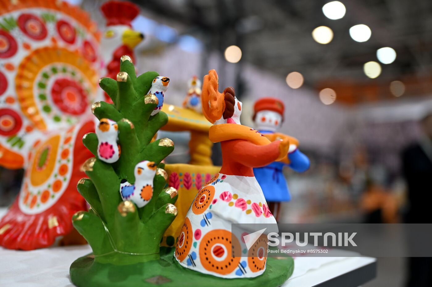 RUSSIA EXPO. New Year's Market opens at Department Store