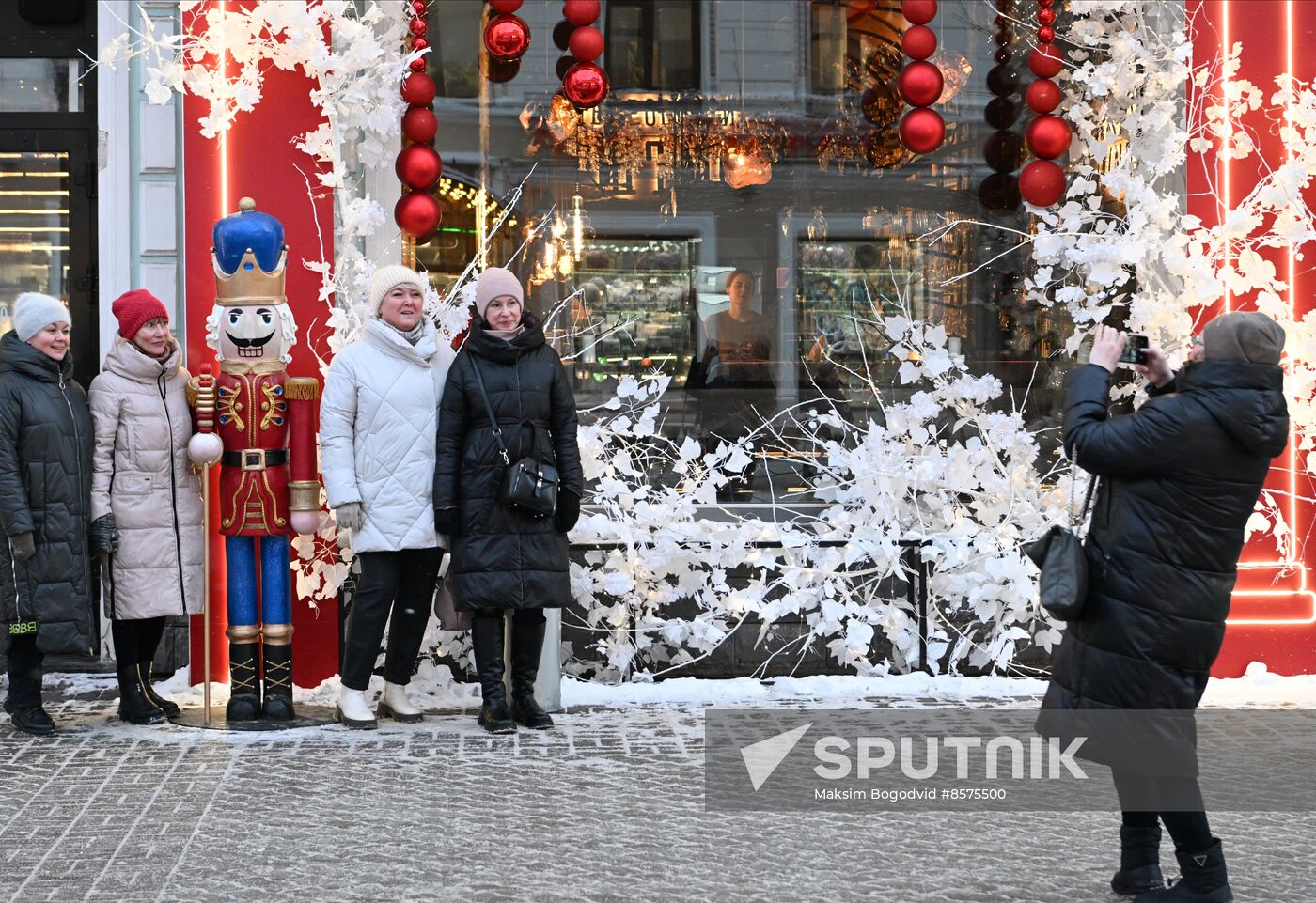 Russia New Year Preparations