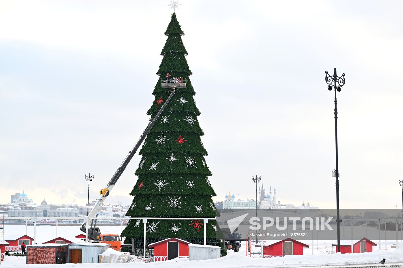 Russia New Year Preparations