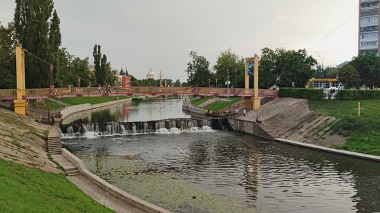 Suspension bridge in Oryol