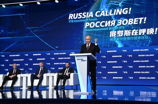 Russia Putin VTB Investment Forum