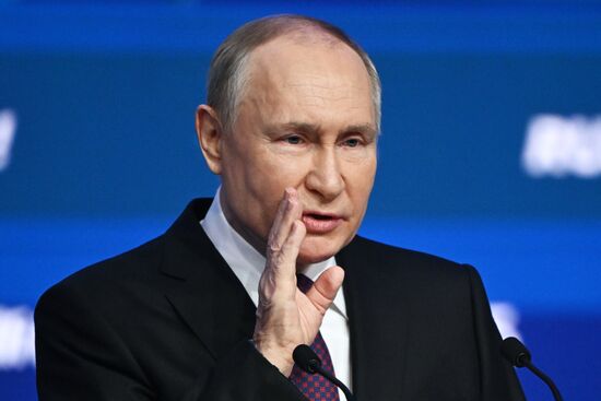 Russia Putin VTB Investment Forum