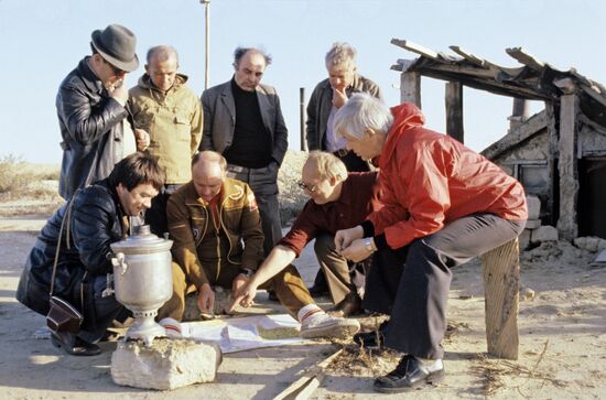 Geological prospecting expedition visits Ustyurt Plateau