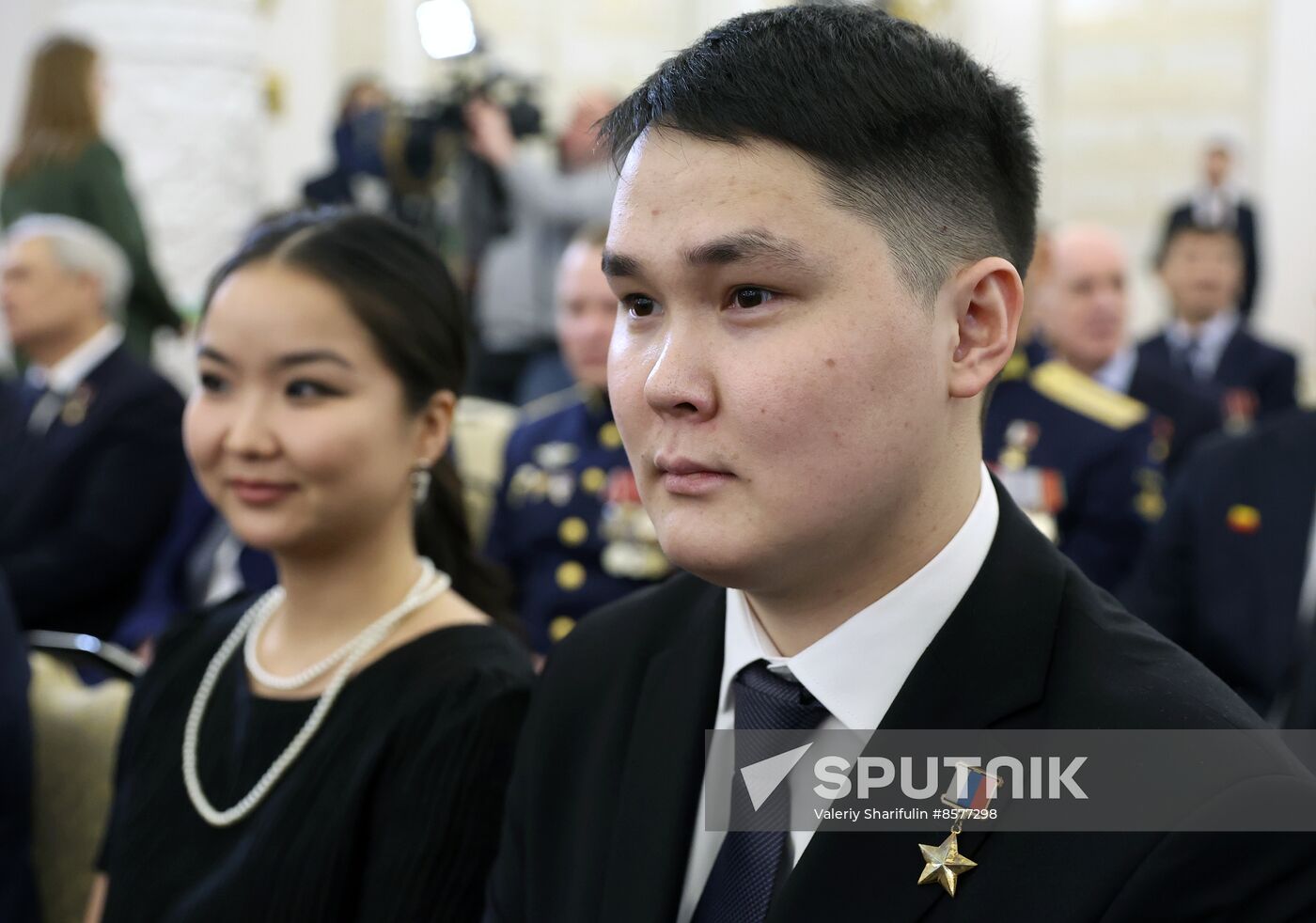 Russia Putin Hero Gold Medals Presentation