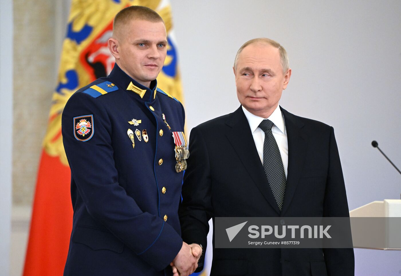 Russia Putin Hero Gold Medals Presentation