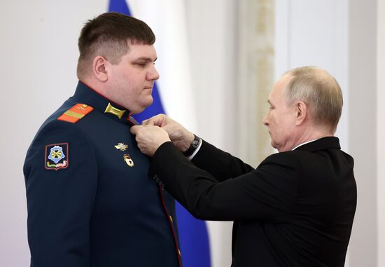 Russia Putin Hero Gold Medals Presentation