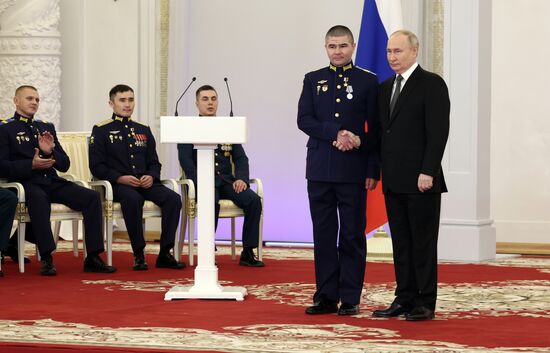 Russia Putin Hero Gold Medals Presentation