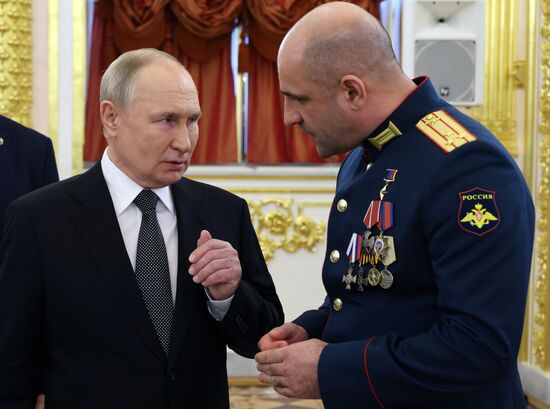 Russia Putin Hero Gold Medals Presentation