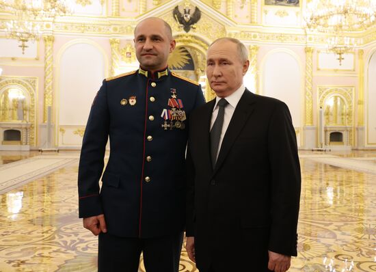 Russia Putin Hero Gold Medals Presentation